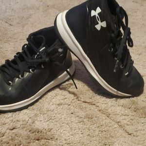UA shoes